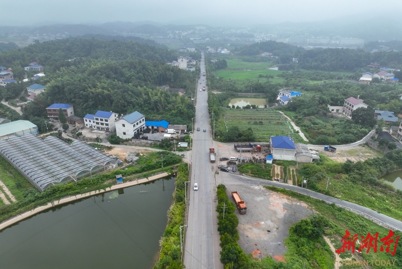 “智慧養(yǎng)護”APP讓鄉(xiāng)村公路養(yǎng)護更精準