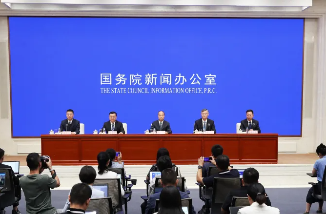 中央统战部：支持党外人士担任各级人大、政府、司法机关领导职务