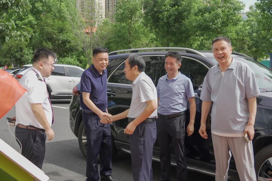 衡陽科技職業(yè)學(xué)院與廣鐵長沙南車站舉行校企合作簽約儀式