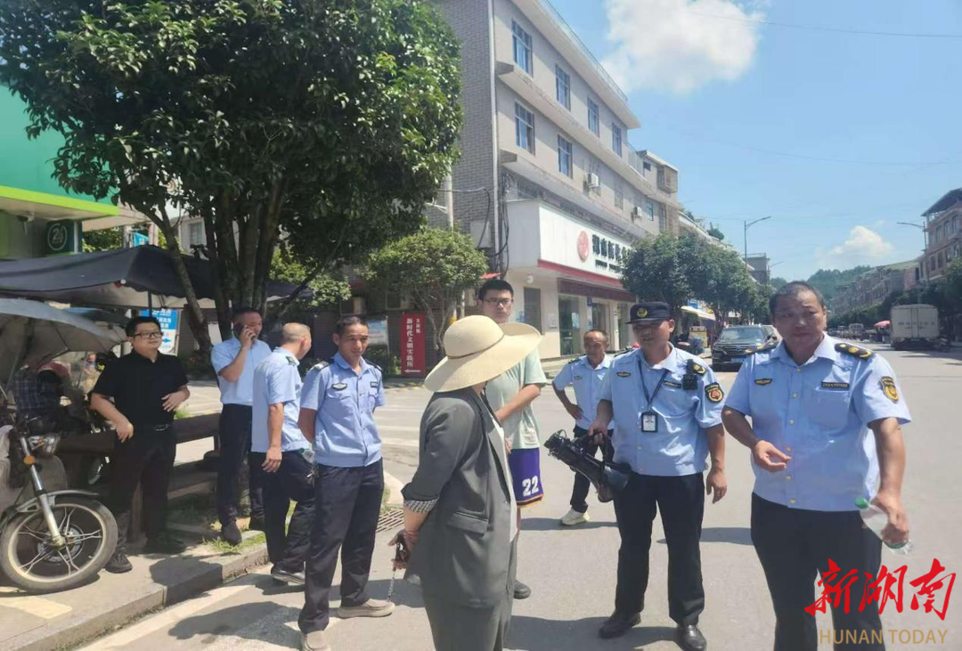 新化县文田镇开展摩托车安全头盔专项整治行动