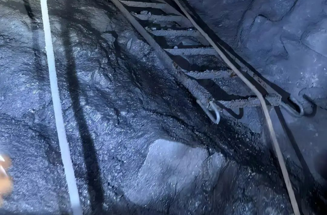安全出口成“險路”？查！