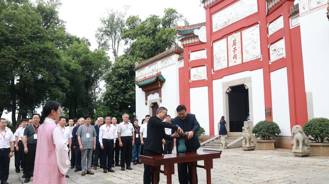追光“北孔南屈”！汨罗少年游学曲阜，沉浸式体验中华优秀传统文化