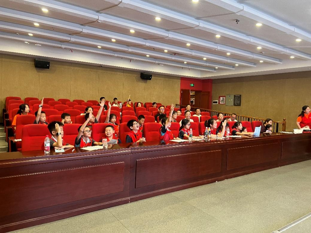 為未成年人撐起金融安全“保護(hù)傘”