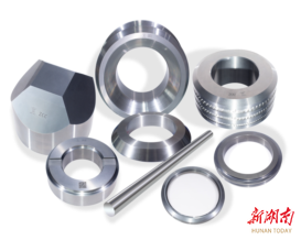 株硬集團(tuán)聯(lián)合高校組建跨學(xué)科團(tuán)隊突破大型制品全鏈條技術(shù)