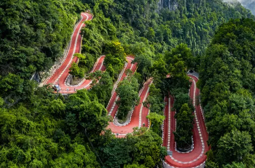 湘西头条微信公众号丨路美，弯美，名美！