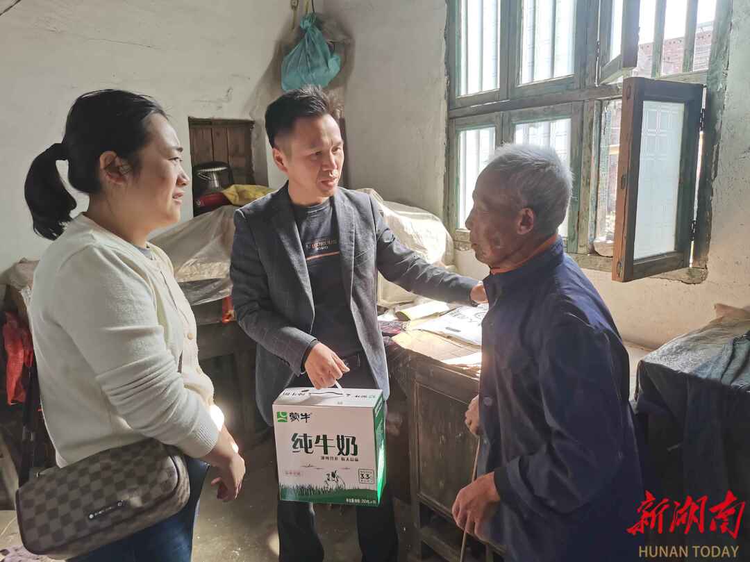 扎根阡陌廿余載 仁心妙術護蒼生——記新田縣人民醫(yī)院醫(yī)師樂光保