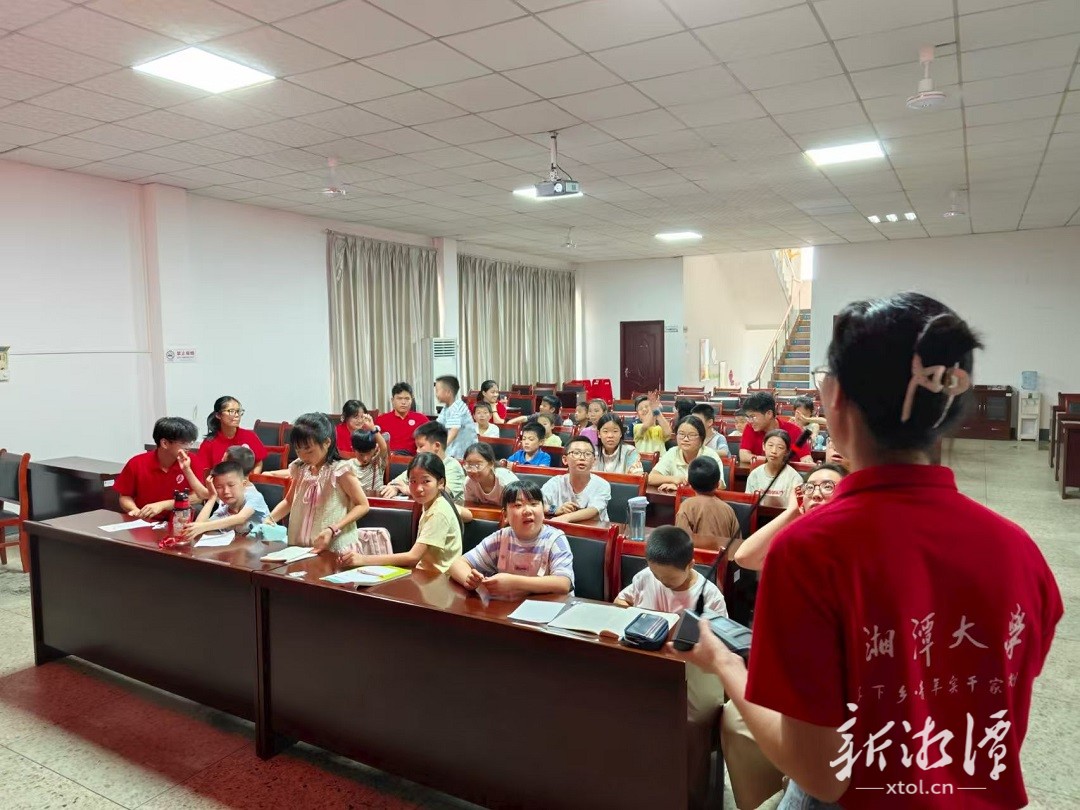 湘潭：博士團(tuán)下鄉(xiāng)，π隊(duì)破圈！校地聯(lián)動(dòng)激活文明實(shí)踐新引擎