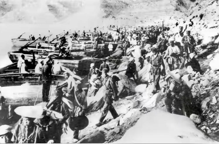 光耀太行丨3.2萬(wàn)八路軍東渡黃河上戰(zhàn)場(chǎng)，八年后百萬(wàn)大軍出太行