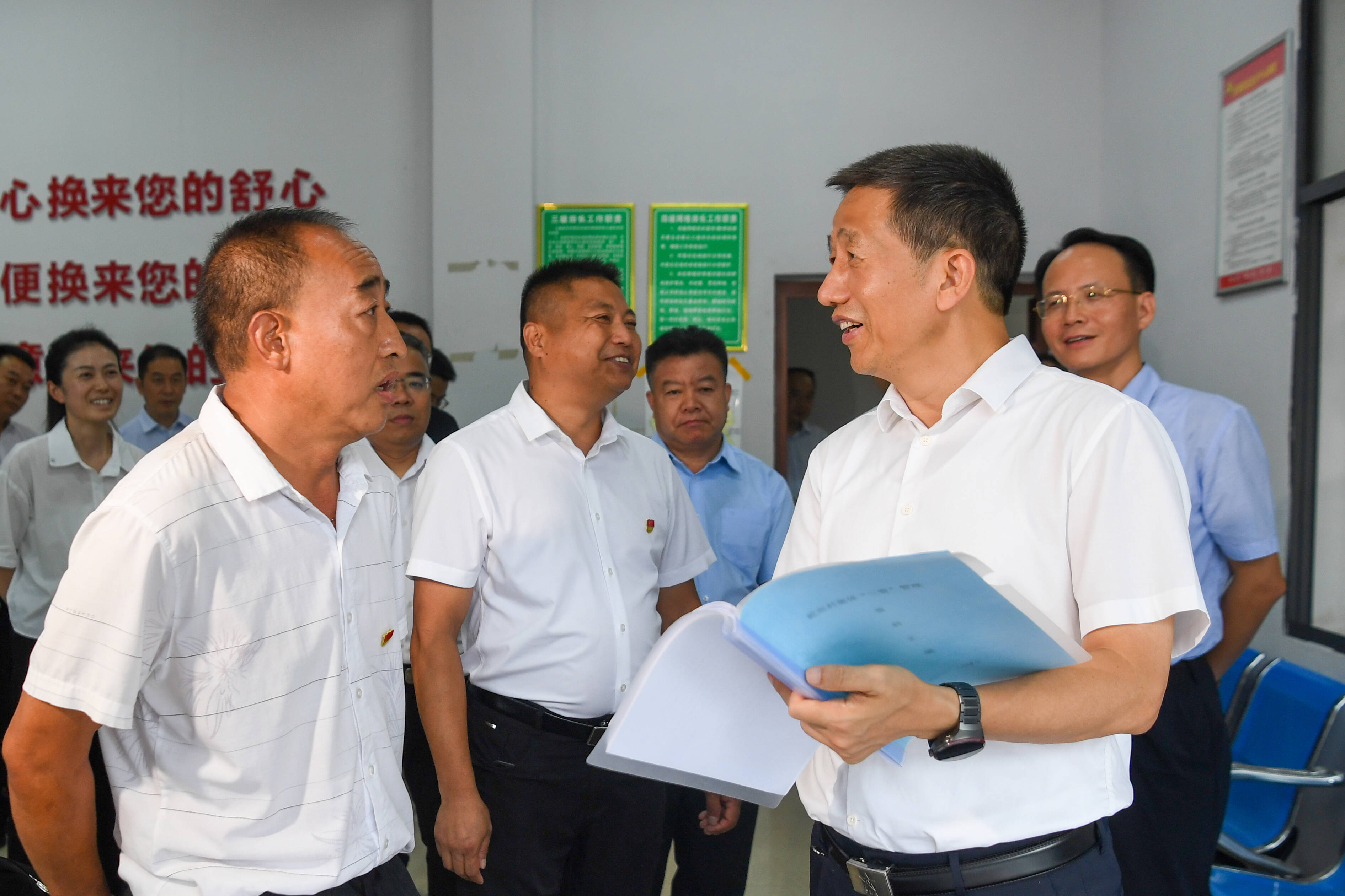 许忠建在洪江市调研时强调 扎实推动有效衔接工作取得更大实效