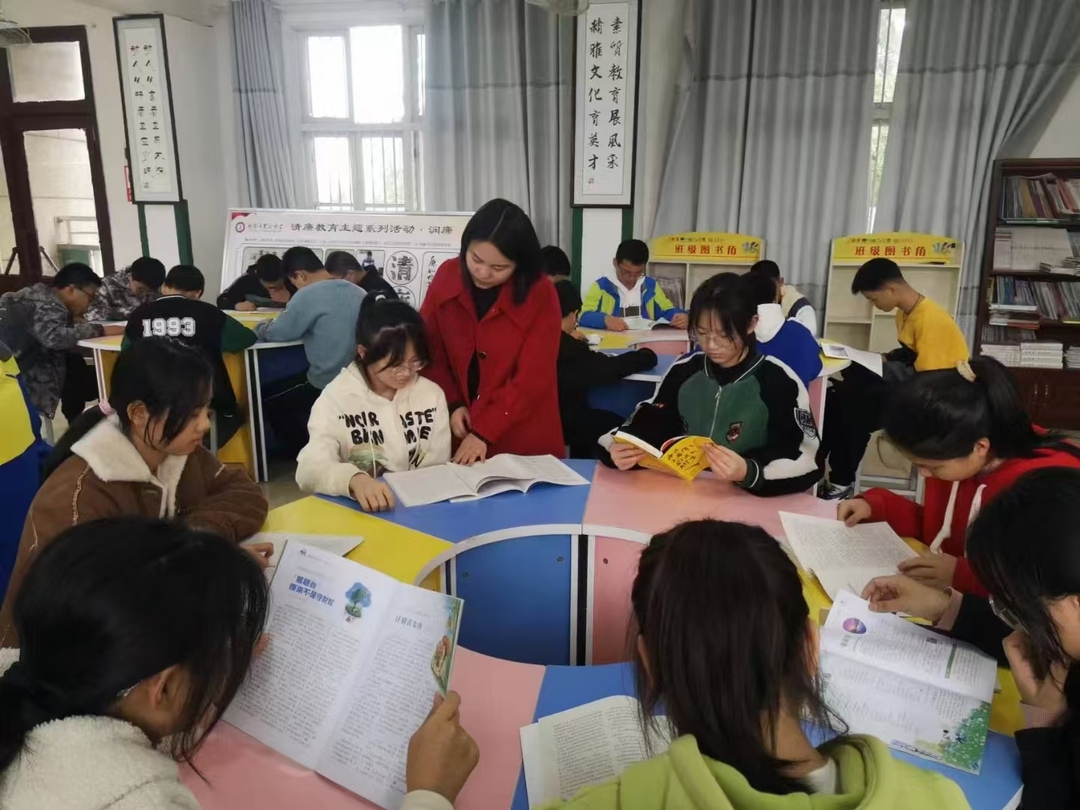 赧水河畔育桃李——记武冈市实验中学优秀教师沈校梅