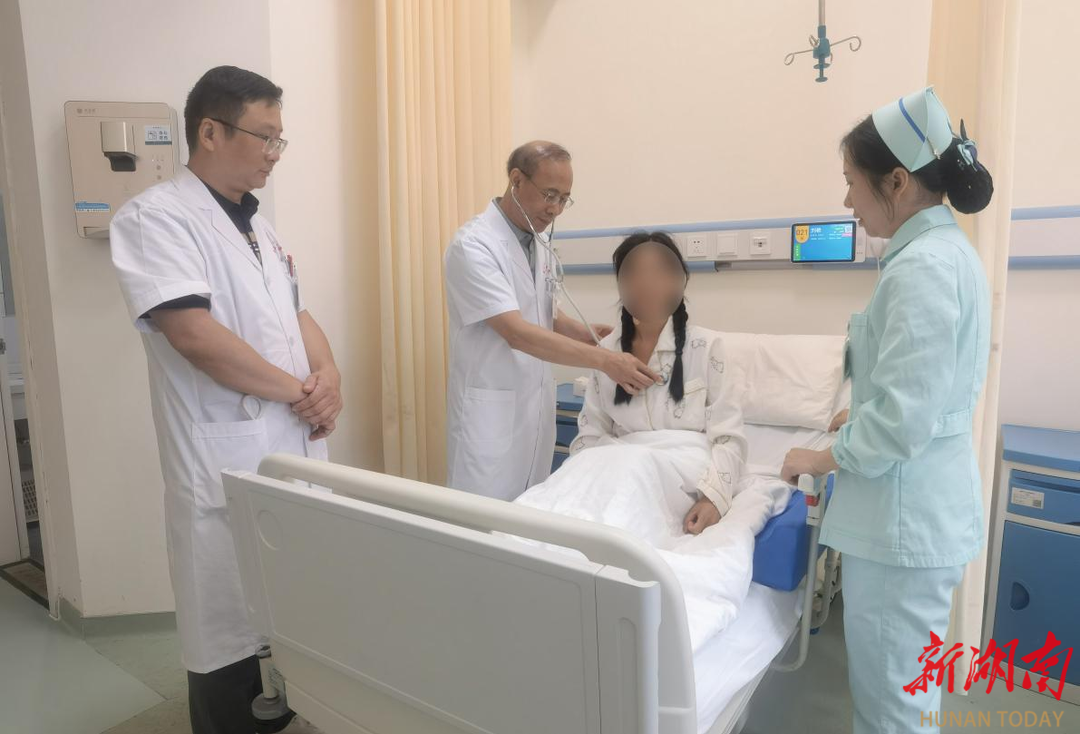 娄底市首例高难度心脏微创修补术在娄底市中心医院完成