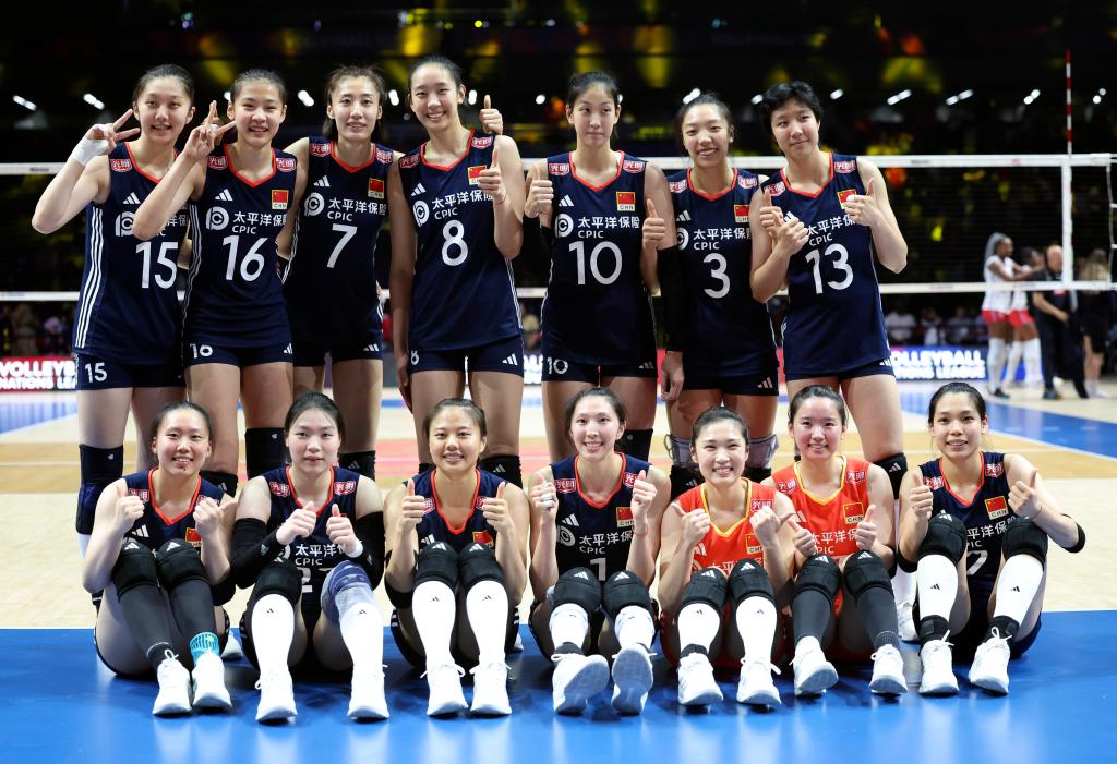 追光丨成军四个月，新一届中国女排迎来年度“大考”