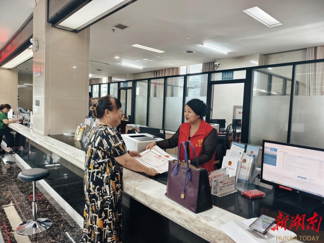湘乡发出首张“个转企”新执照