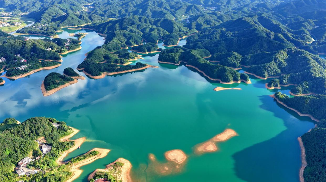 湖南常宁：绿水青山惠民生