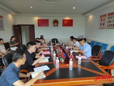 法院下鄉(xiāng)商討鄉(xiāng)村振興良策