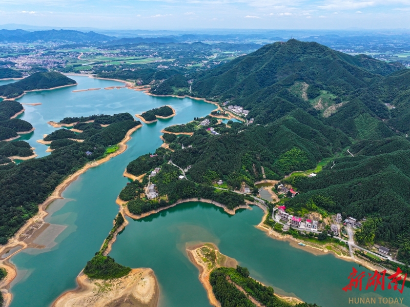 水美鄉(xiāng)村景色新