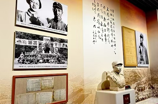 我家的抗戰(zhàn)故事|左權(quán)將軍寫下最后一封家書“何日相聚，念念、念念”  三天后他壯烈犧牲