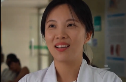 周末·暖文丨她咬掉10個(gè)手指的穿戴甲，300秒極限救人