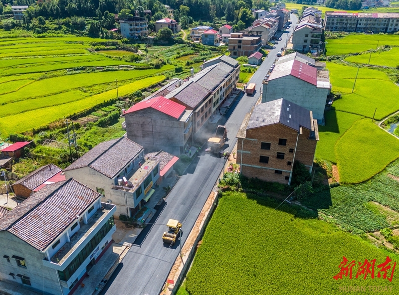 S222線建設(shè)如火如荼