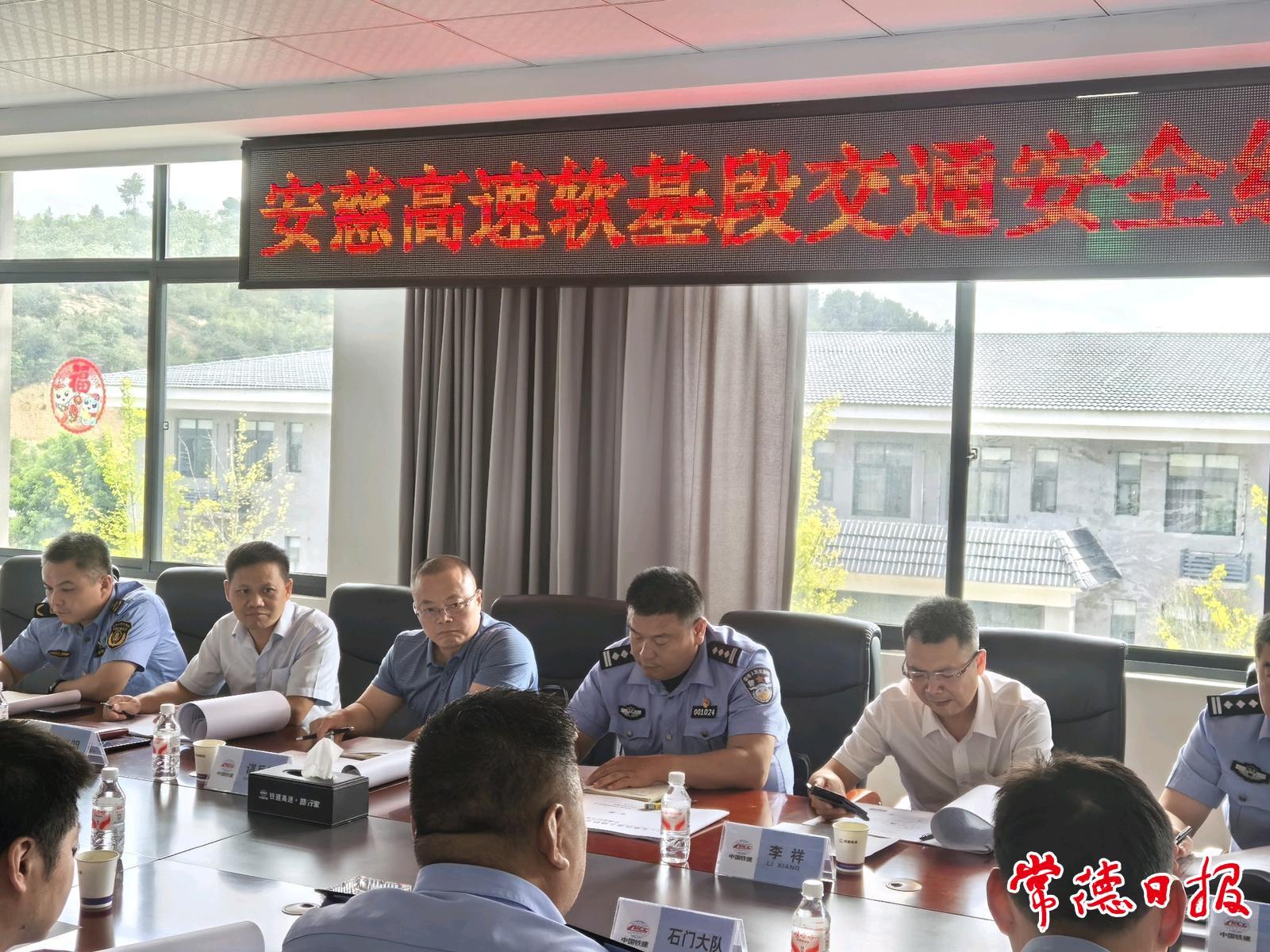 9月上旬，S12安慈高速公路軟基段將啟動(dòng)路面改造