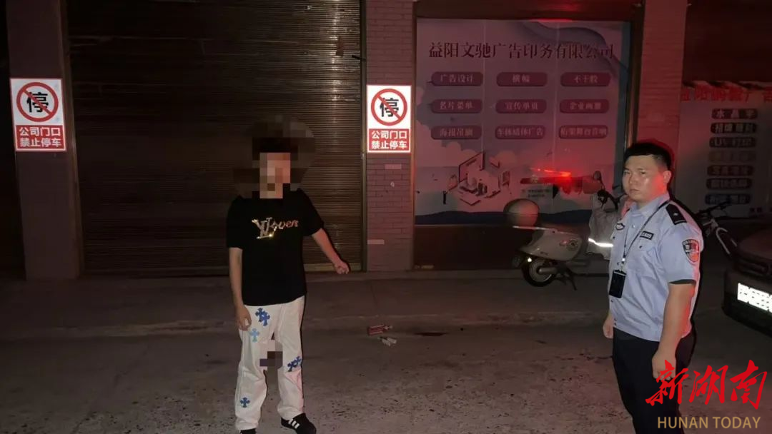 忘鎖車門招賊手，赫山民警1.5小時擒獲2名“拉車門”竊賊