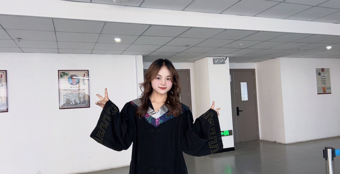 15歲讀大學(xué)、19歲讀研是種什么體驗(yàn)？看湘大這位最年輕研究生笑談“開掛”人生