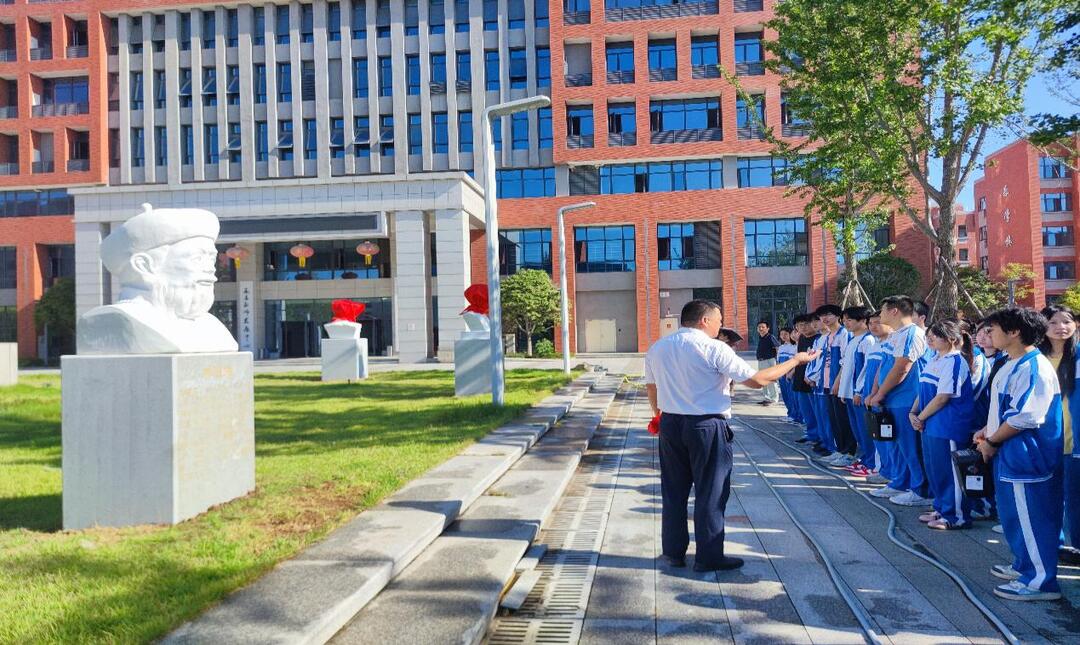 校園新地標！南縣職專打造“行走的思政課堂”