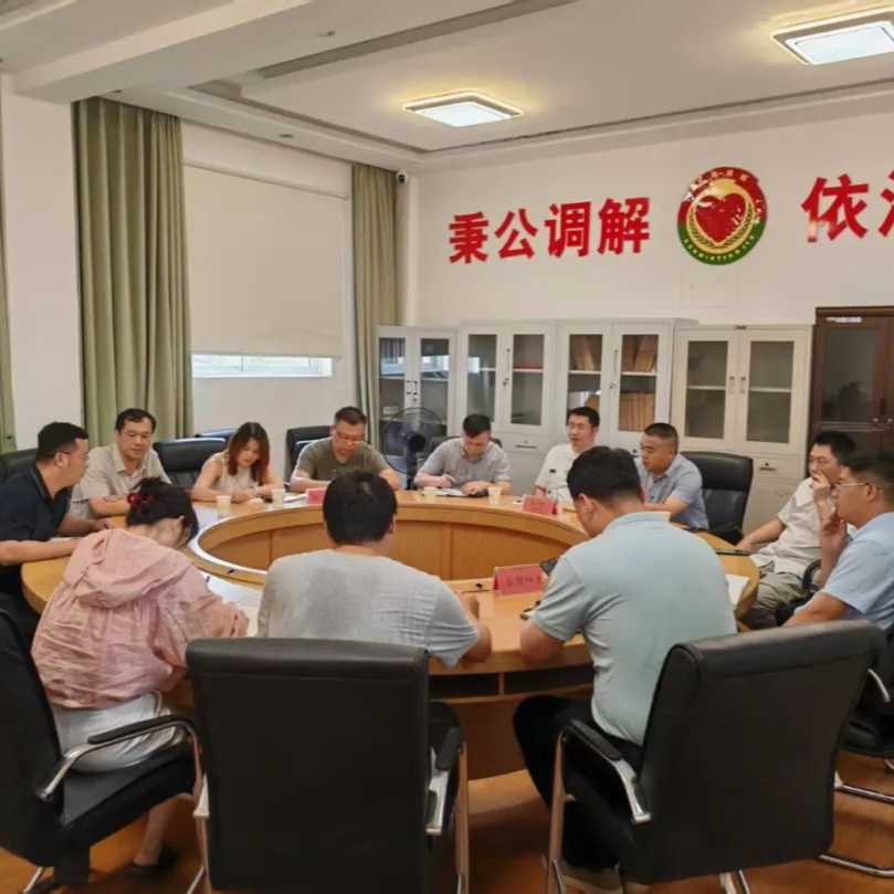 零事故、零中斷、零投訴！恒大御苑小區(qū)實(shí)現(xiàn)物業(yè)平穩(wěn)切換，業(yè)主自主選擇引領(lǐng)新機(jī)制