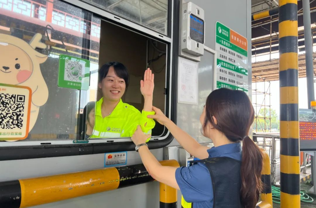 “科技賦能+溫情服務”，湖南高速護航暑運