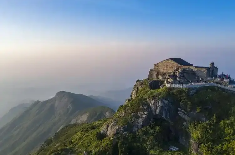 文旅湖南丨220余处！湖南秋季登高地图发布