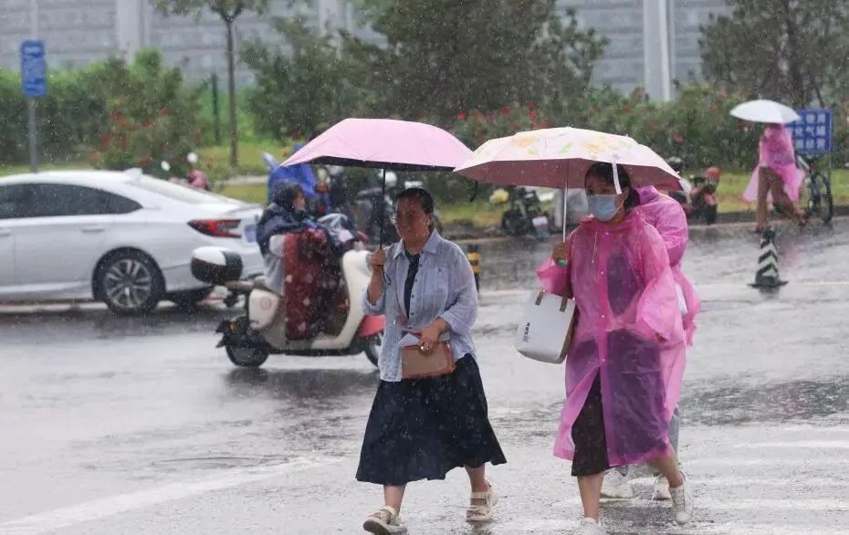 暴雨、大暴雨！華北雨季為何“超長(zhǎng)待機(jī)”？