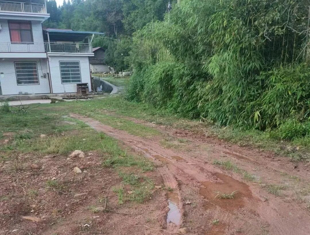 桑植縣廖家村鎮(zhèn)：“一事一議”匯民意，道路硬化暖民心