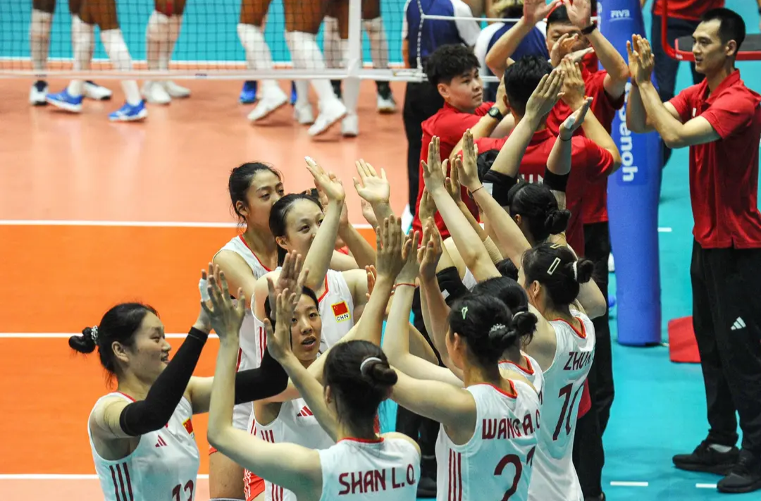 女排世锦赛中国队胜多米尼加队小组头名出线