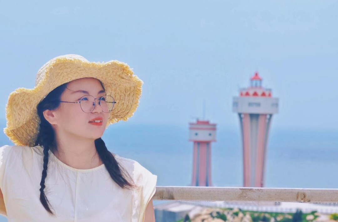 德潤桃李十二載  書香筑夢向未來