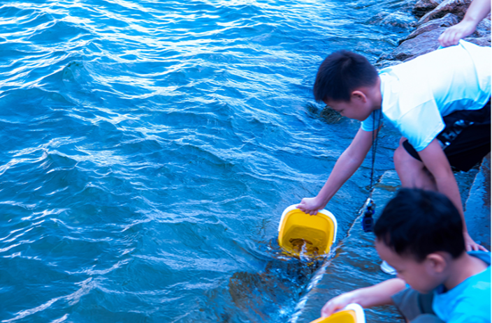 Public Welfare Fish Release Event Held in Changsha