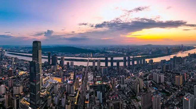 推動全國統(tǒng)一大市場建設走深走實