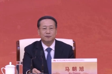 “縱然有千萬里歸途，祖國母親接我們回家”