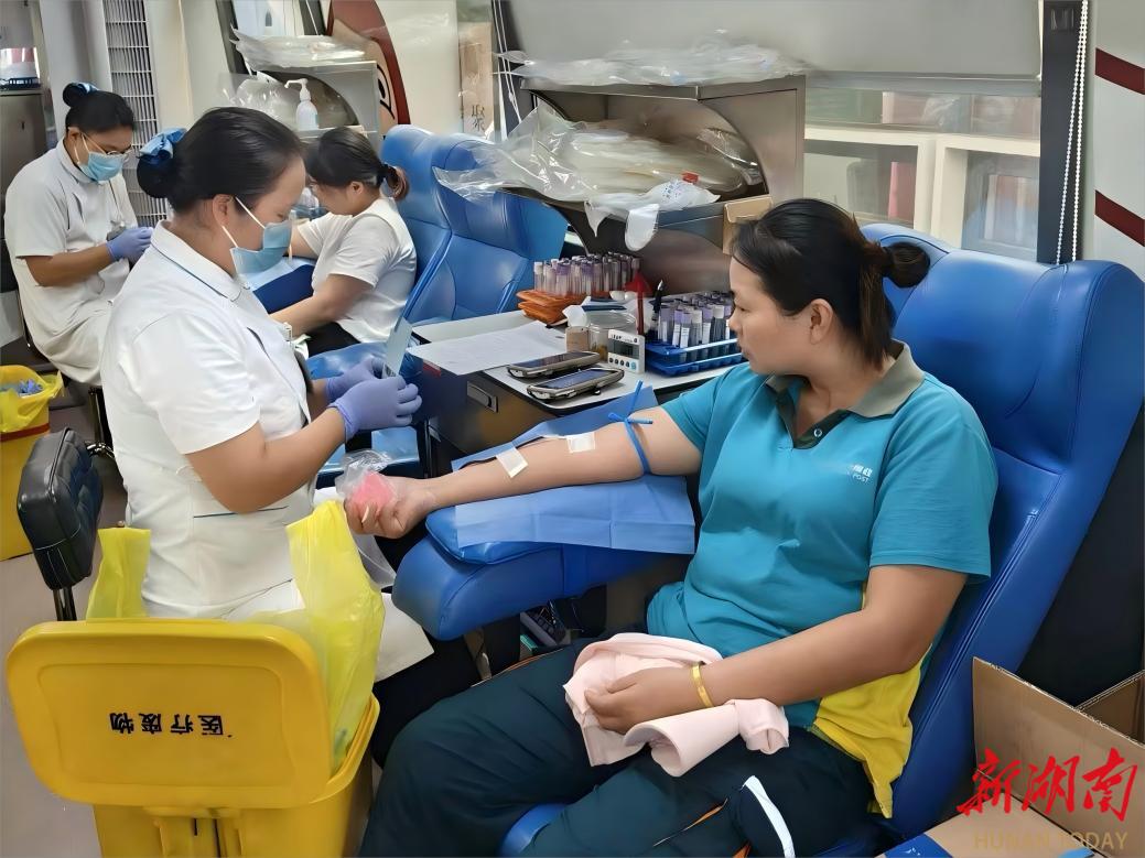 大泽湖街道：热血汇聚爱心暖流 干群同心传递生命力量