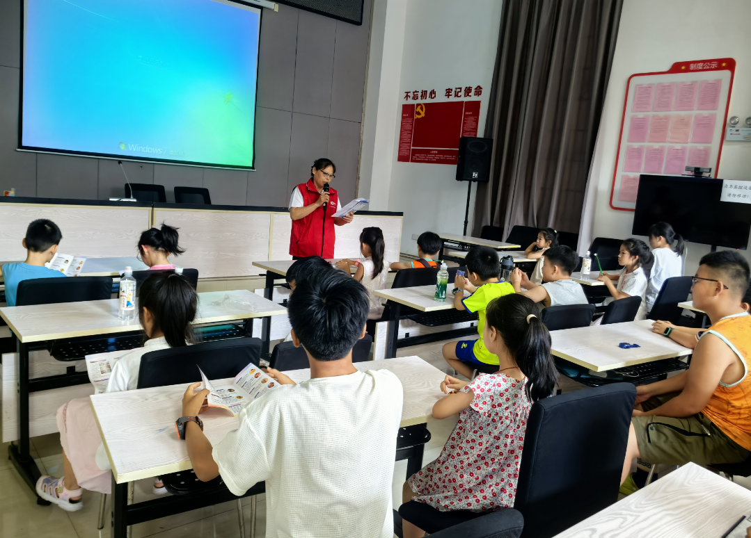 珍愛生命 遠(yuǎn)離毒品 新宇社區(qū)禁毒教育與實(shí)踐并重
