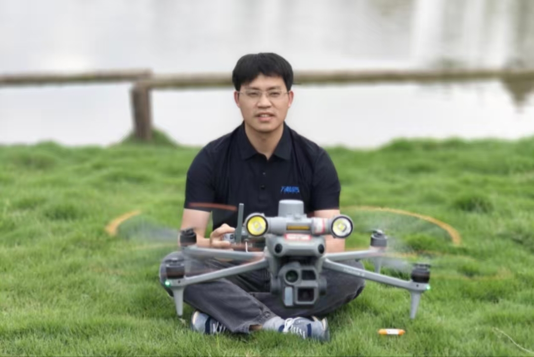 無人機(jī)群飛行規(guī)劃員 駕馭天空的“幕后軍師”