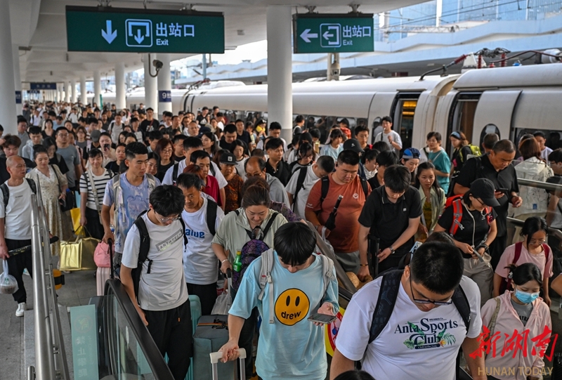 2025年全國鐵路暑運結(jié)束
