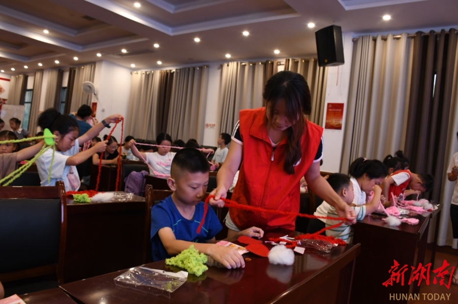 長(zhǎng)青街道開(kāi)展“童心看雙俠 創(chuàng)意無(wú)極限”主題活動(dòng)