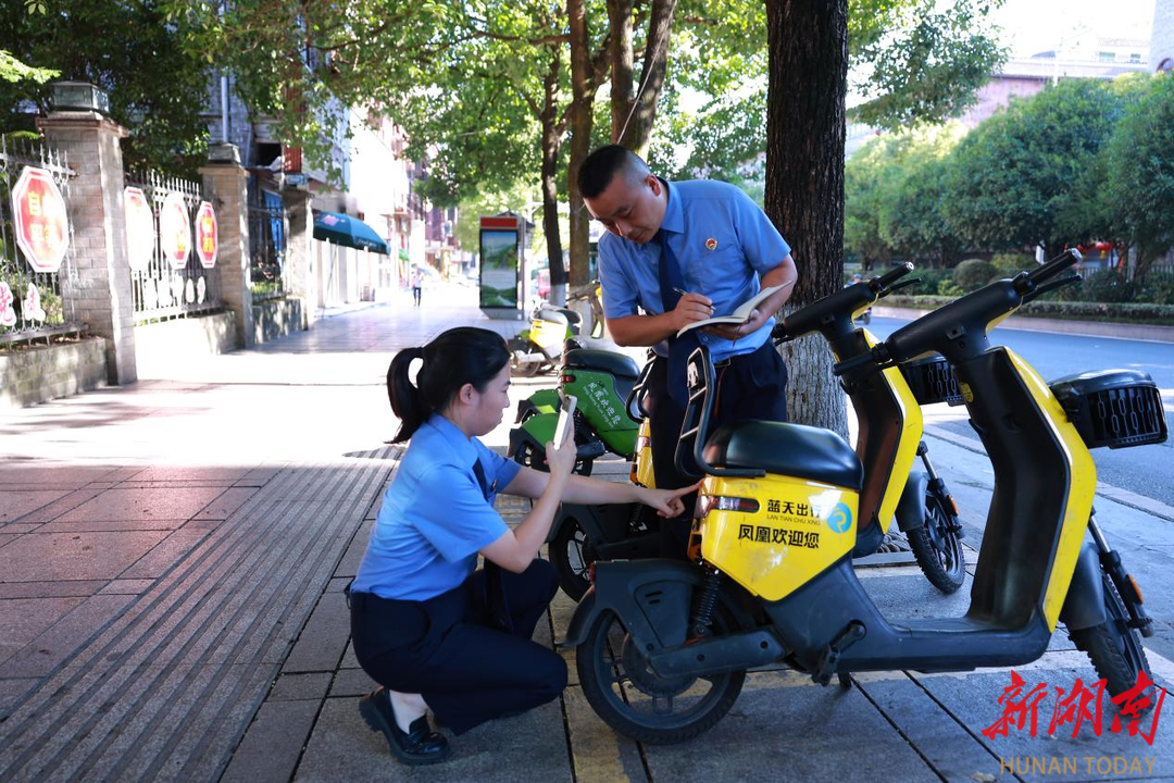 凤凰县“人大监督+检察监督”共治共享单车乱象见成效