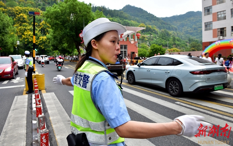 校園安全“警”相隨