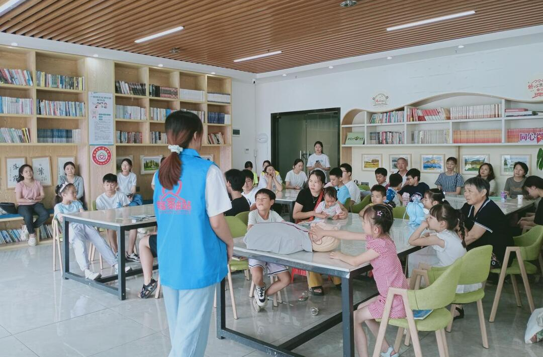 云溪灣社區(qū):60余場暑期活動打造青少年成長“繽紛課堂”