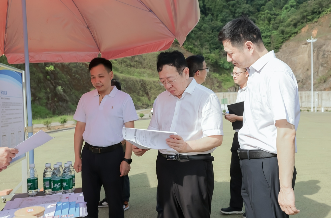 烈日下的环保攻坚战——14个帮扶组全省蹲点21天 用脚步丈量三湘生态防线
