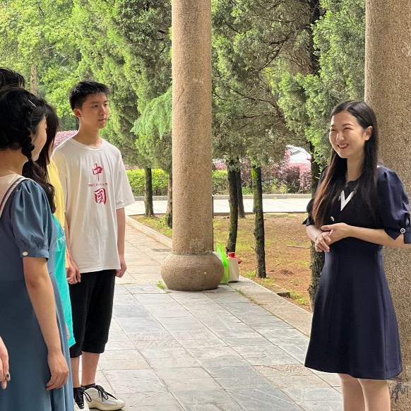 2025最美教師丨鄧驗(yàn)：13年真心付出，讓思政課自帶“溫度”