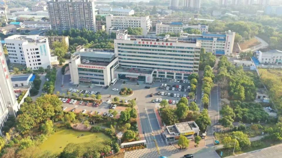 湘潭市第五人民醫(yī)院：黨管人才繪就新篇 學(xué)科發(fā)展破繭成蝶