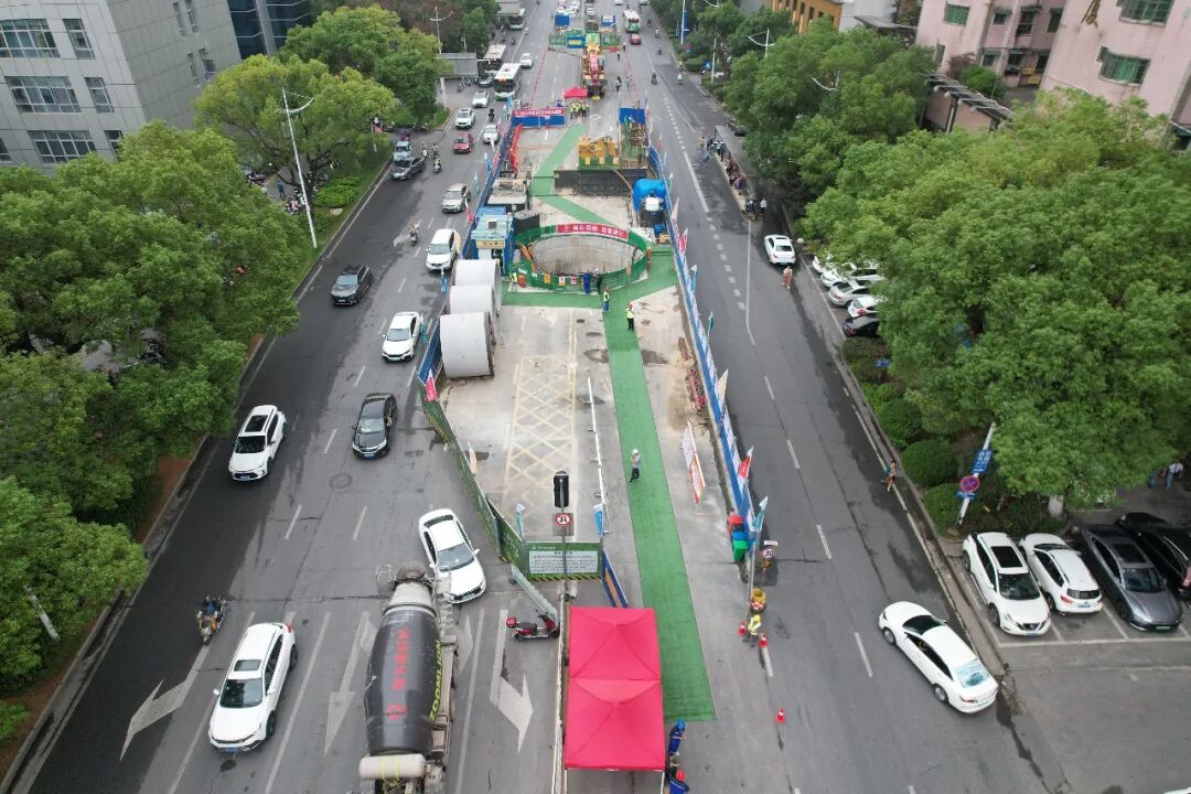 衡陽市：立法監(jiān)督雙驅(qū)動(dòng)，向城市道路開挖亂象說“不”