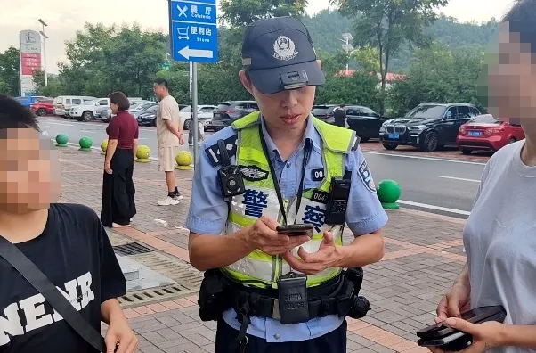作业引发“离家出走”？交警接连“捡娃”……